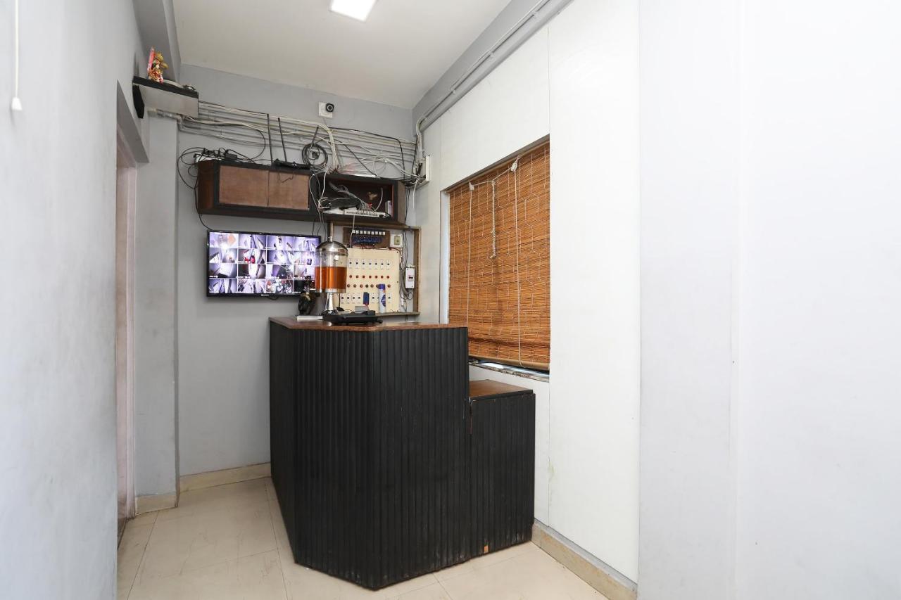 Oyo 22591 Srj Hotel 3*