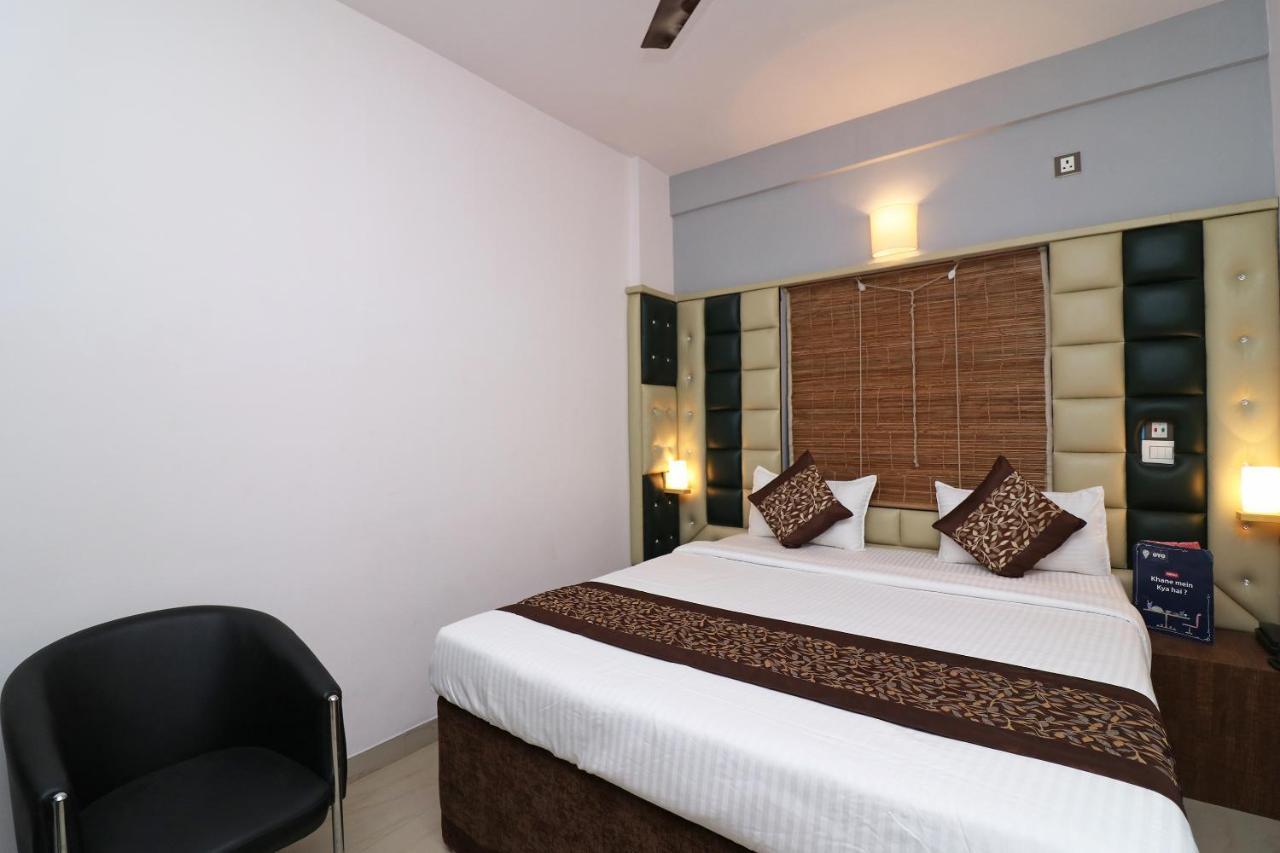 Hotel Oyo 22591 Srj 3*